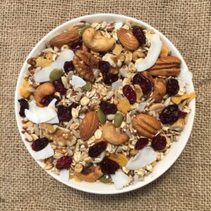 Granola Premium con Miel y Arándanos